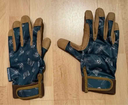 Photo of free Garden gloves (MK45 Flitwick) #1