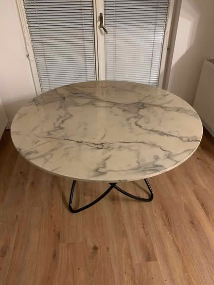 Photo of free Round Table (EH5 2NE) #2