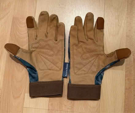 Photo of free Garden gloves (MK45 Flitwick) #2