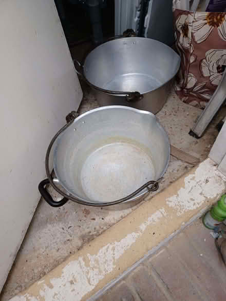 Photo of free 3 jam pans (Sidley TN40) #1