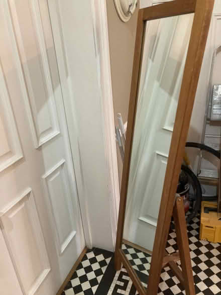 Photo of free Free standing mirror (Cricklewood, NW2) #1