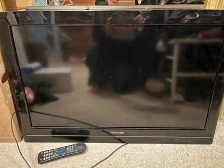 Photo of free 30” Flat Screen TV (Shephall SG2) #1