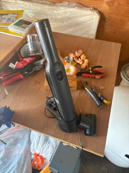 Photo of free Shark handheld dry vacuum (Highland Park/Eagle Rock) #1