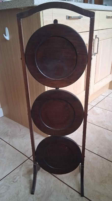 Photo of free Vintage Cakestand (Hoddesdon EN11) #2