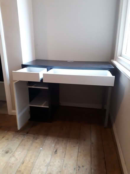 Photo of free Desk (Battle RG30) #3