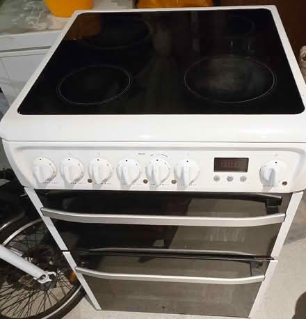 Photo of free HOTPOINT electric cooker (SE57FQ SE5) #1