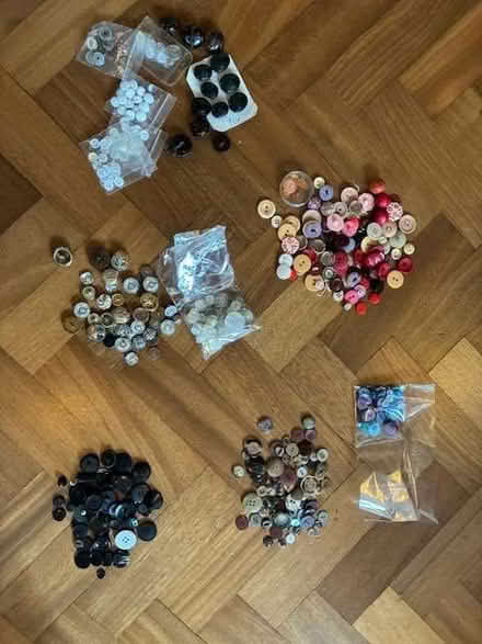 Photo of free Buttons (The Cedars Estate WD3) #1