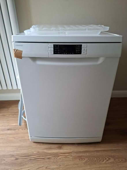 Photo of free Full size dishwasher (St Nicholas SG1) #1