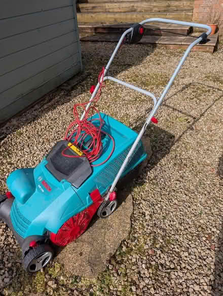 Photo of free Bosch electric lawn scarifier/aerator (Dumbreck G41) #2