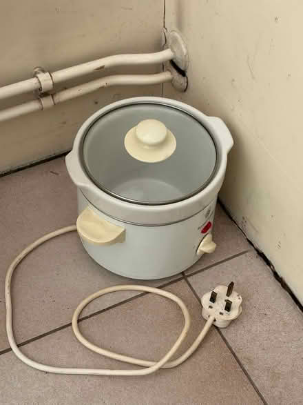 Photo of free Russell Hobbs Slow Cooker (Parnwell) #1