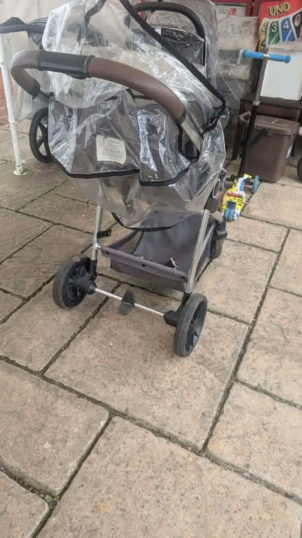 Photo of free Buggy (Mill Hill, The Hale HA8) #2