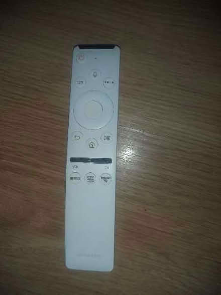 Photo of free Samsung Smart TV Remote Control (Herne Hill, SE24) #1