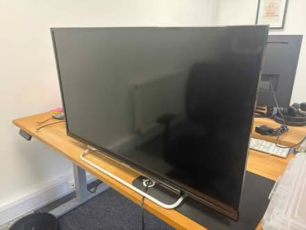 Photo of free 40” TV (Sony) 1080p (Waterlooville PO7) #1