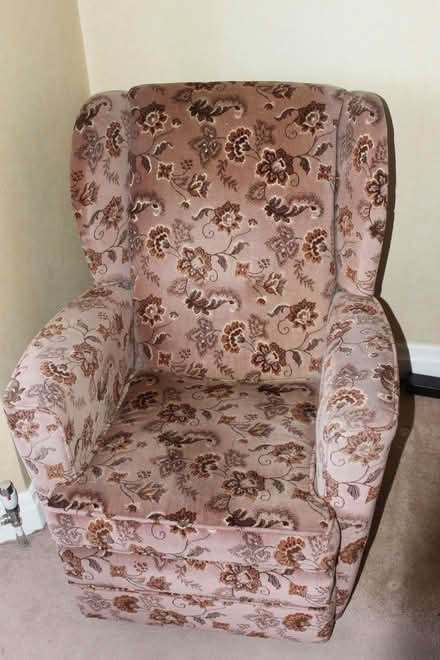 Photo of free Sofa and two armchairs (Rising Brook ST17) #2