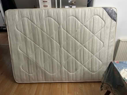 Photo of free Double mattress (Cr0 2US Croydon) #2