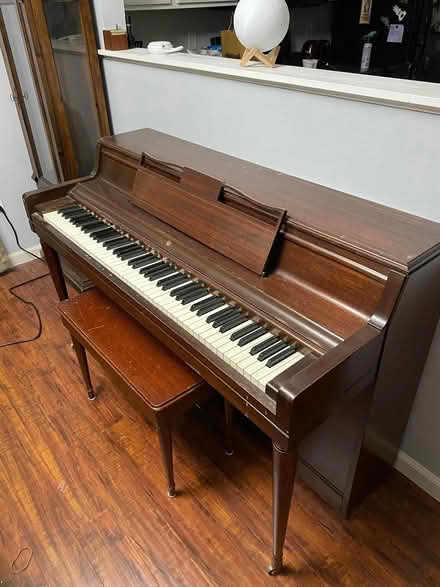 Photo of free Piano (Moscow Mills) #1