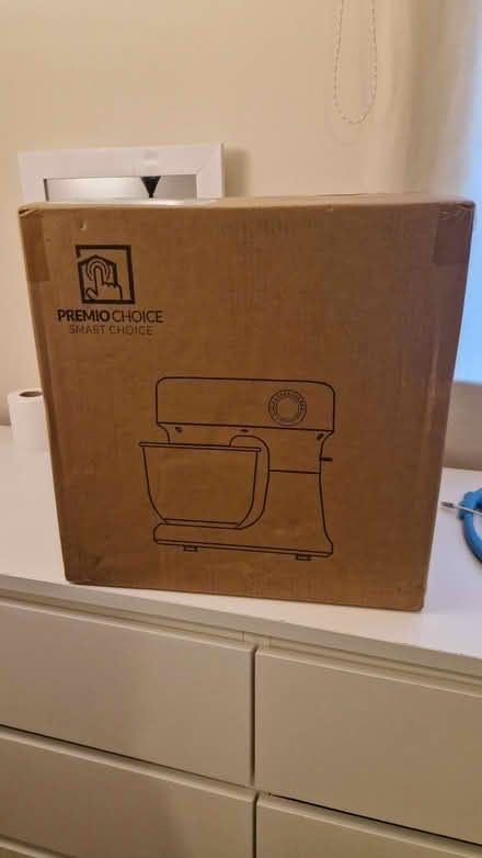 Photo of free Kitchen Stand Mixer (Fairford Leys HP19) #4