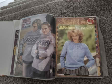 Photo of free Retro knitting pattern folder (Livingston) #4