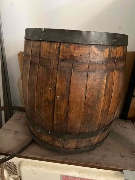 Photo of free Vintage Oak Cask (La Cañada) #1