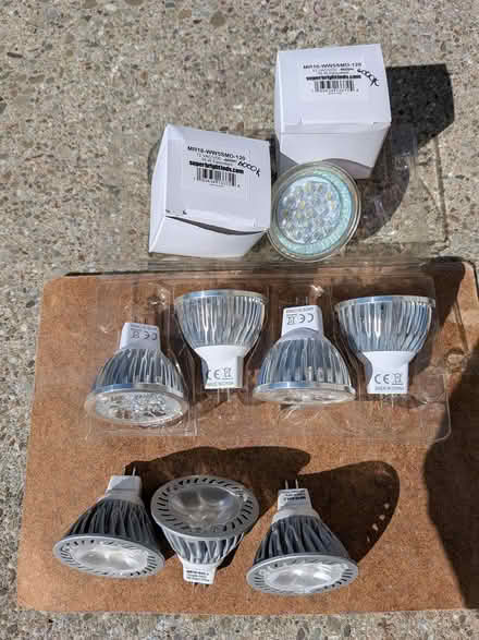 Photo of free MR16 LED bulbs, most brand new (Petaluma West Side) #1