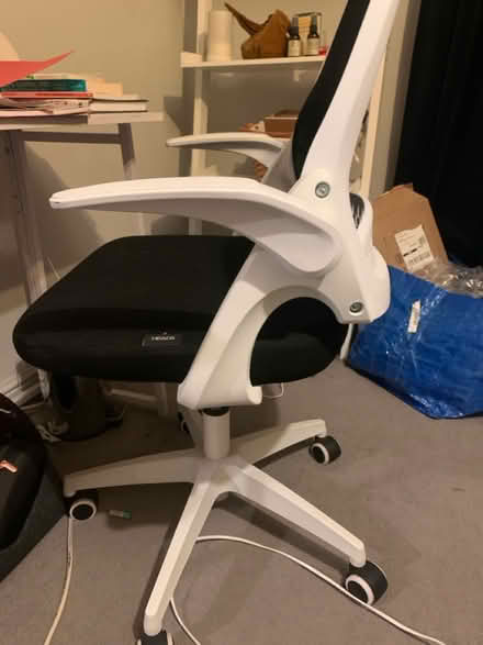 Photo of free Office chair (South Hackney E9) #2