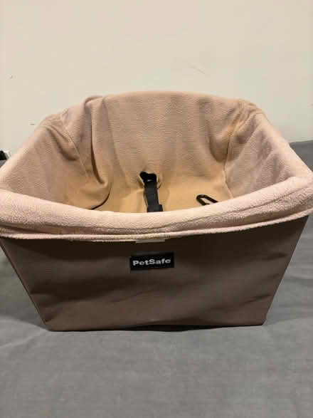Photo of free Small dog carrier for car (Plainview, NY) #1