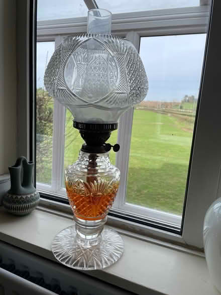 Photo of free Reproduction oil lamp, memorial engraved. (Wombourne WV5) #1