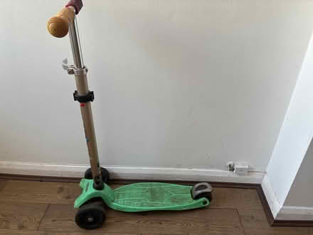 Photo of free Children’s scooter (Hitchin SG4) #1