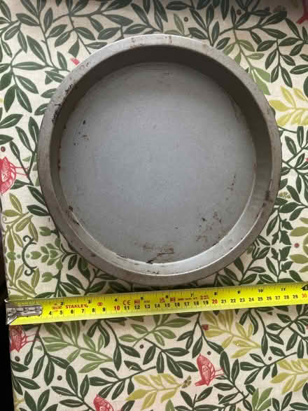 Photo of free Baking trays (Bear Cross BH11) #3