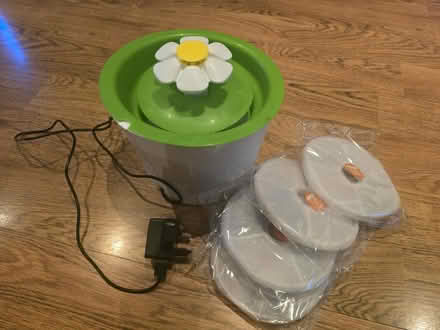 Photo of free Catit Cat Water Fountain (Bladon OX20) #1