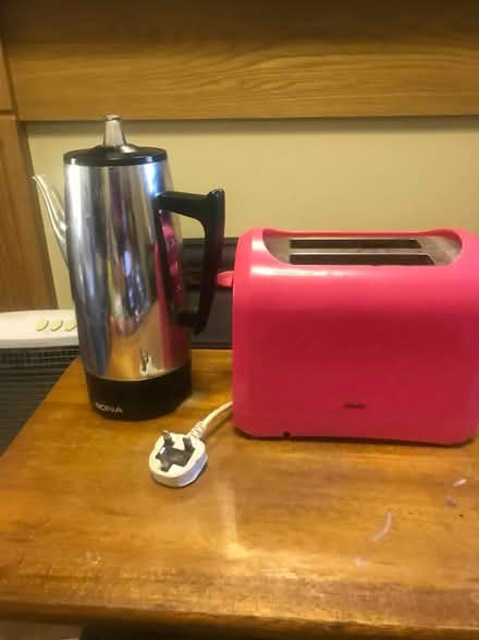 Photo of free Coffee percolator and toaster (B9 bordesley green) #2