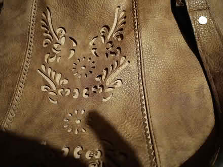 Photo of free Ladies tote hand bag (Chesser EH14) #4