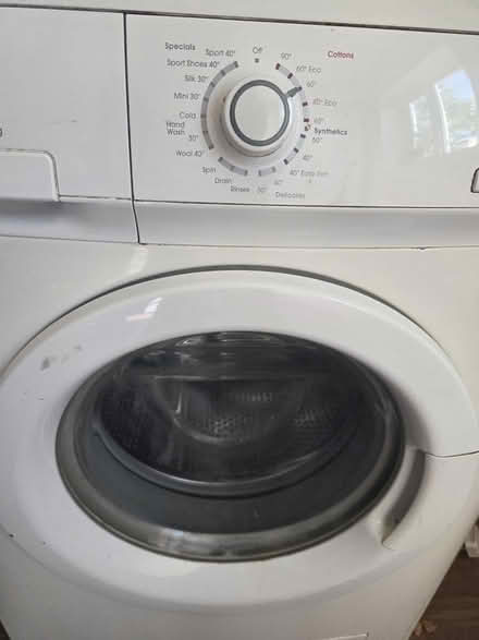 Photo of free Washing machine (SG17 shefford beds) #2