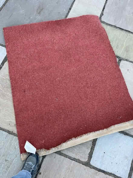 Photo of free Carpet off cut (Henley-on-Thames RG9) #1