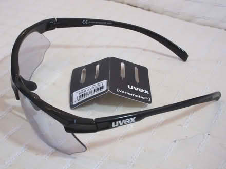 Photo of free Uvex Sportstyle 802 cycling sunglasses variomatic (Kingsway) #2