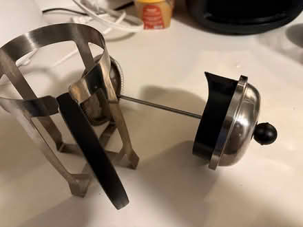 Photo of free French Press, no glass jar (L5L 5P5) #1