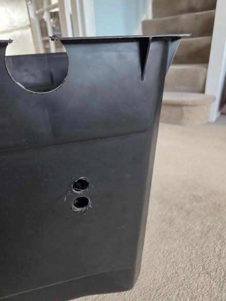 Photo of free 25 gallon rectangular cistern/container (Little Heath RG31) #3