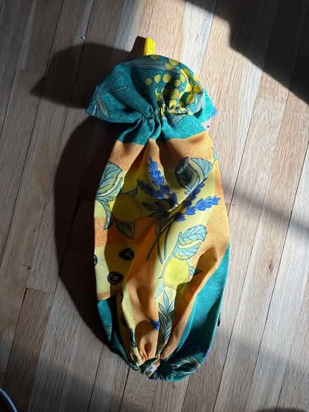 Photo of free Plastic bag holder/dispenser (Ossining) #1