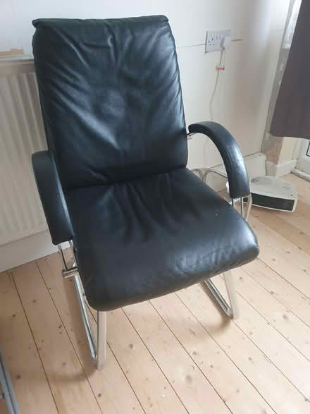 Photo of free Arm chair (HD8) #1