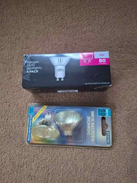 Photo of free Energy saving lightbulbs (Bedhampton PO9) #4