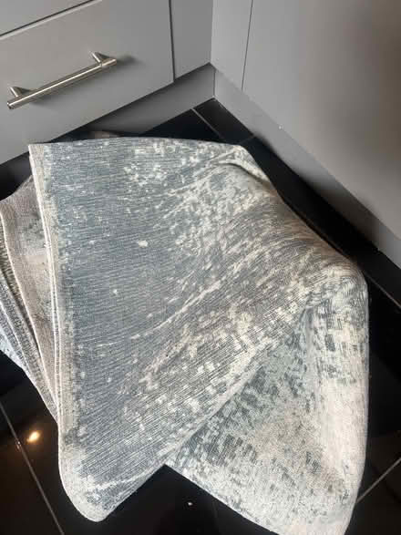 Photo of free Next Rug (East Croydon CR0) #1