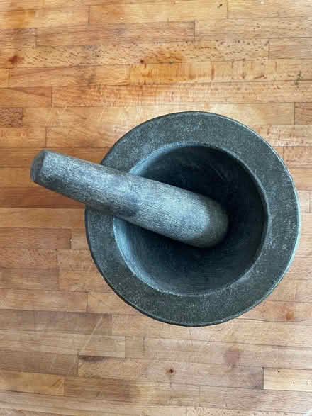 Photo of free Small Stone Mortar and Pestle (Eyton SY7) #1