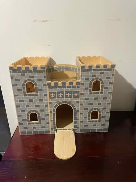 Photo of free Wooden castle children’s toy (Holloway N19) #1