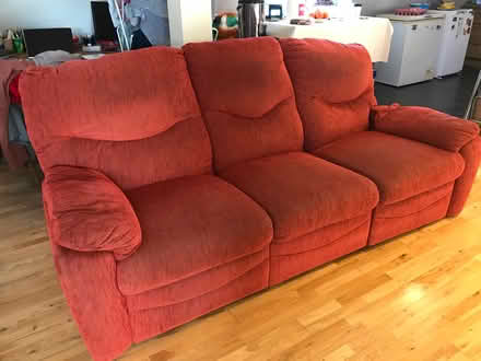 Photo of free Recliner 3 seater satee (Metro Court HP6) #1