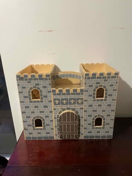 Photo of free Wooden castle children’s toy (Holloway N19) #4