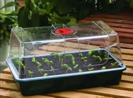 Photo of Seed Propagator (Dursley GL11) #1