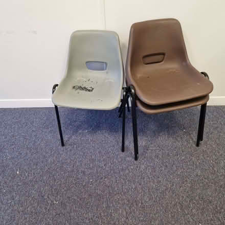 Photo of free Office table and three chairs (Seedhill PA1) #4
