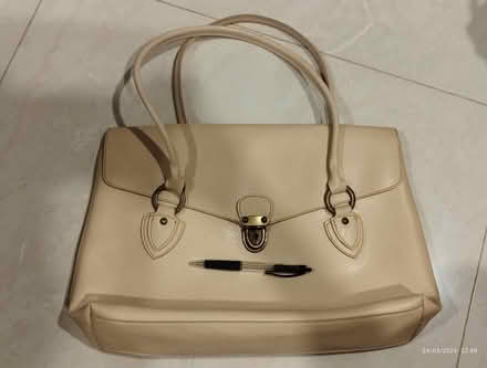 Photo of free Beige handbag (Tpy) #1