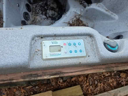 Photo of free Spa hot tub (Shoreham, NY) #4