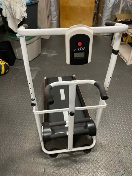 Photo of free Manual Treadmill (Vienna) #3